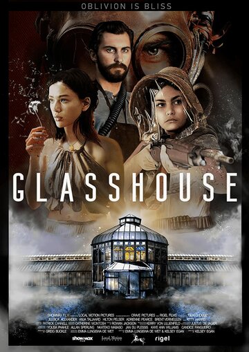 Смотреть фильм Дом из стекла 2021 года онлайн