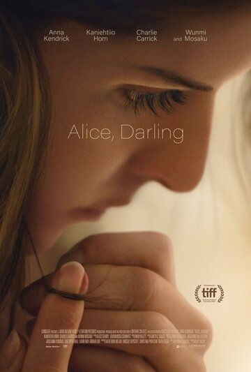 Смотреть фильм Элис, дорогая 2022 года онлайн